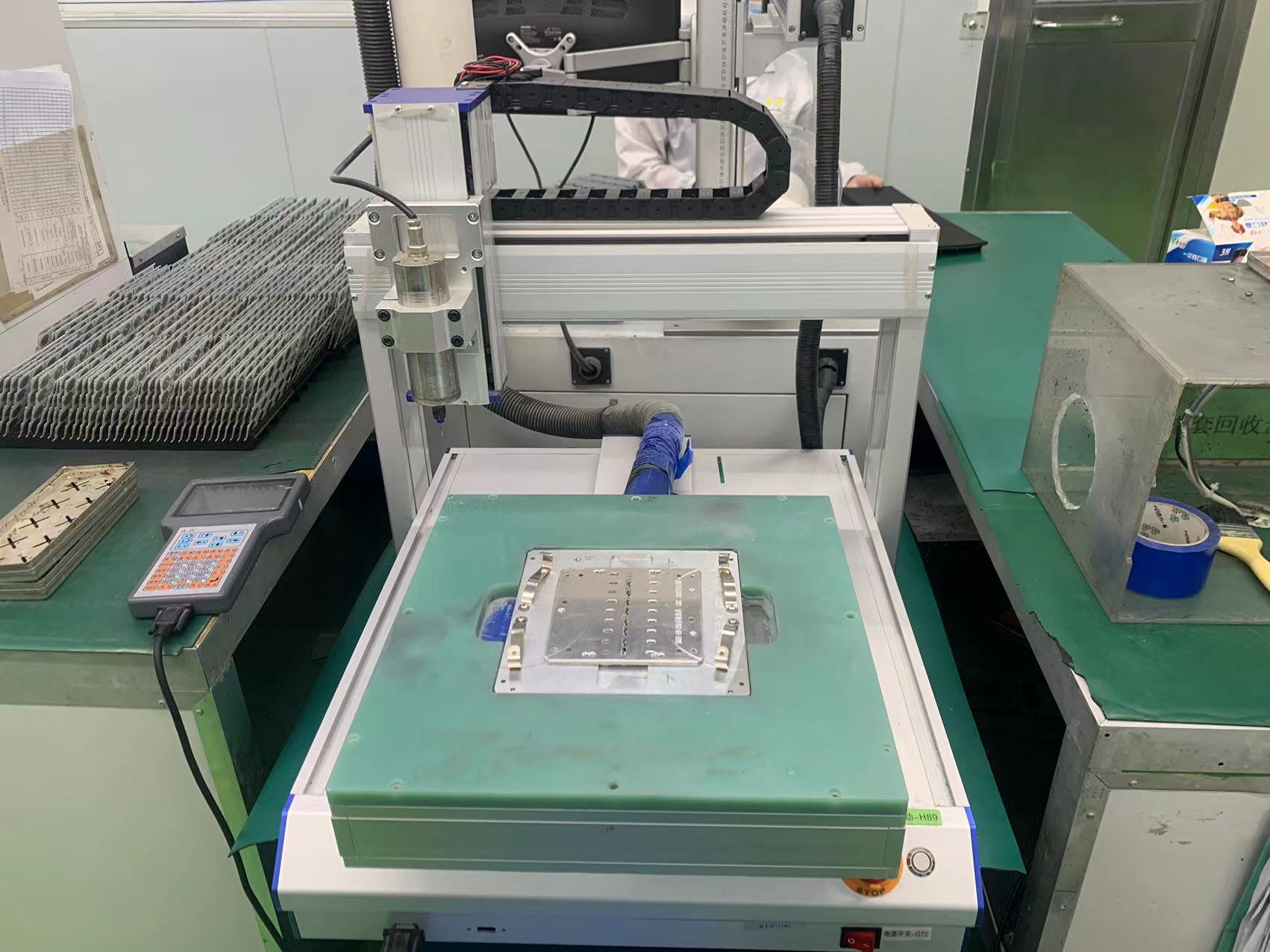PCB桌面铣刀分板机